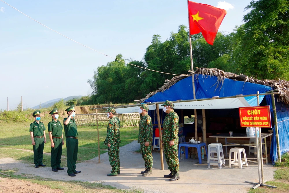 Xay-dung-the-tran-long-dan-vung-manh-ba0-ve-bien-gioi-quóc gia-8.jpg