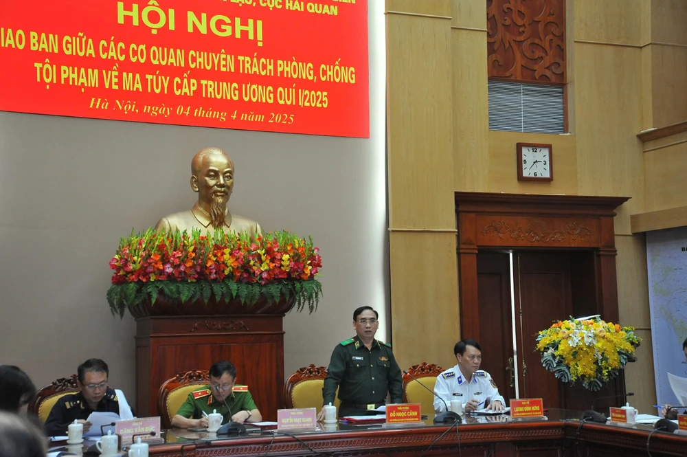 Bo-doi-bien-phong-pha-16-chuyen-an-thu-giu-hon-500-kg-may-tuy-2.jpg