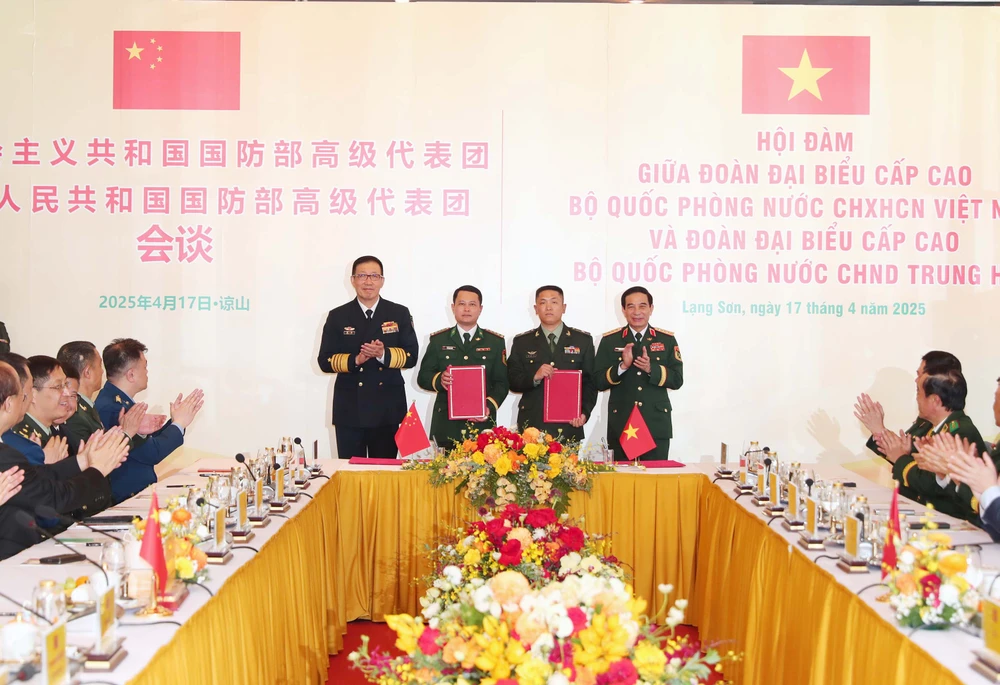Viet-Nam-kien-dinh-giai-quyet-bang-bien-phap-hoa-binh-van-de-Bien-Dong-1.jpg