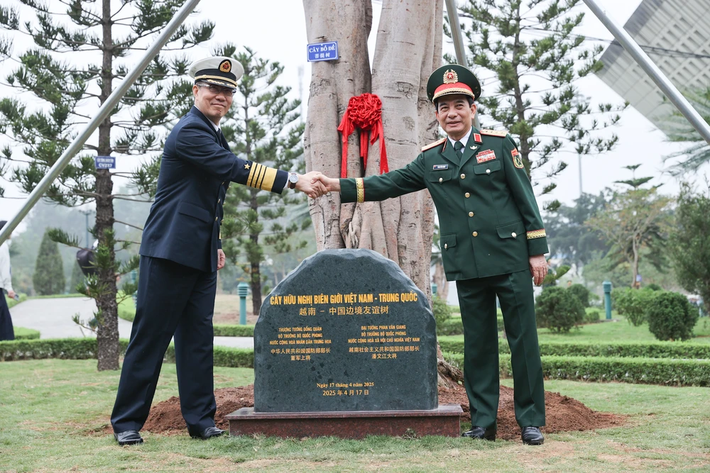 Viet-Nam-kien-dinh-giai-quyet-bang-bien-phap-hoa-binh-van-de-Bien-Dong-3.jpg