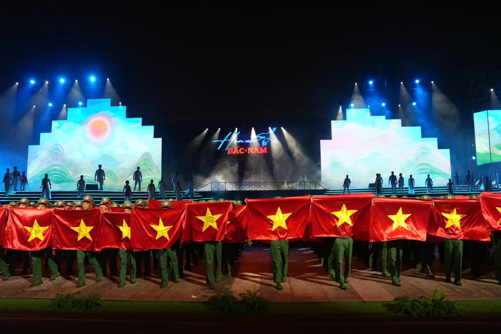 Lời hẹn ước Bắc - Nam - Hẹn ước cho tương lai của dân tộc Việt Nam anh hùng-15.jpg