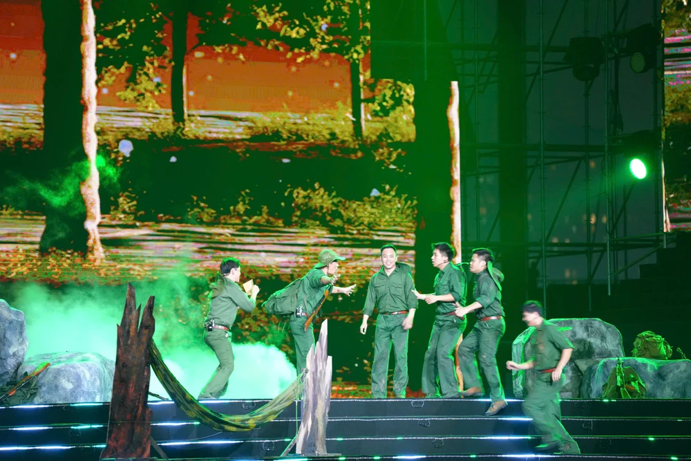 Hẹn ước Bắc - Nam - Hẹn ước cho tương lai của dân tộc Việt Nam anh hùng-7.jpg