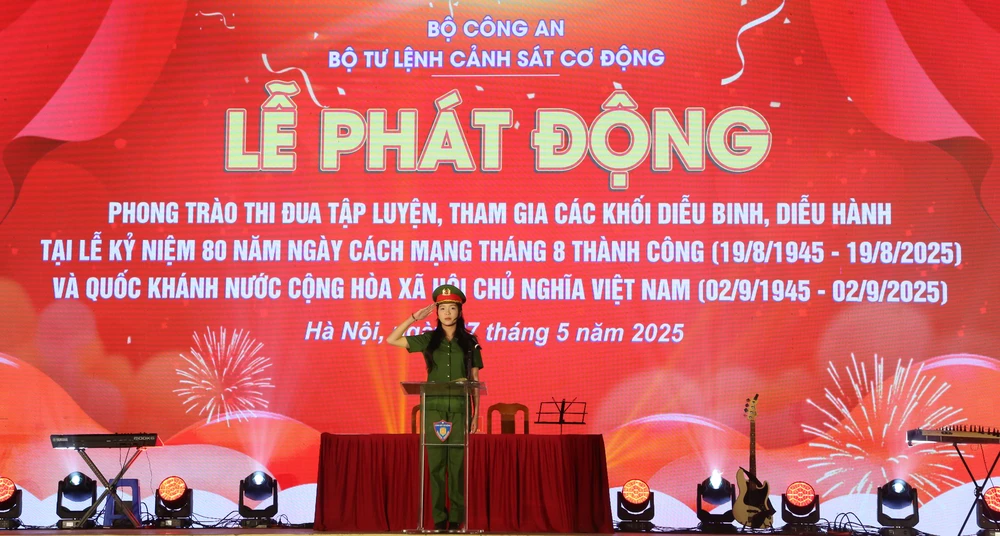 Luc-luong-Cong-an-nhan-dan-quyet-tam-hoan-thanh-xuat-sac-nhiem-vụ-A80-1.JPG
