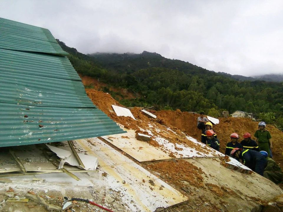 Sạt lở núi kinh hoàng ở Nha Trang, 10 người thương vong ảnh 2