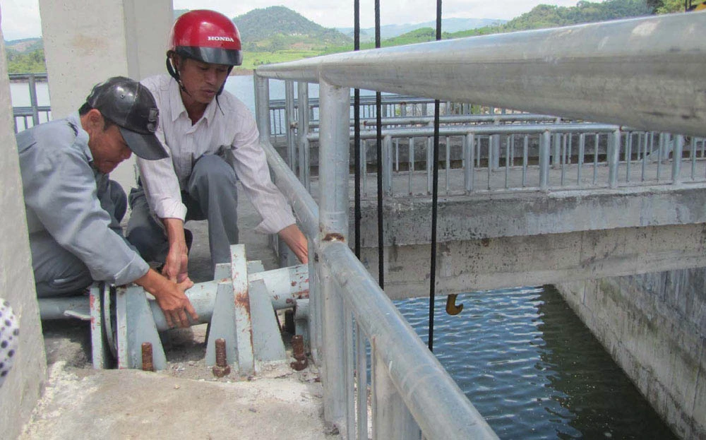 Khởi tố vụ án say rượu tự ý mở van xả lũ ở Phú Yên ảnh 1