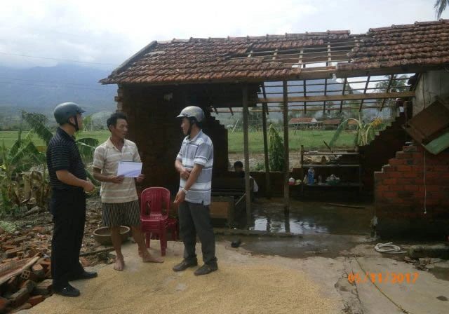 Trợ giúp khẩn cấp người dân vùng tâm bão ảnh 7