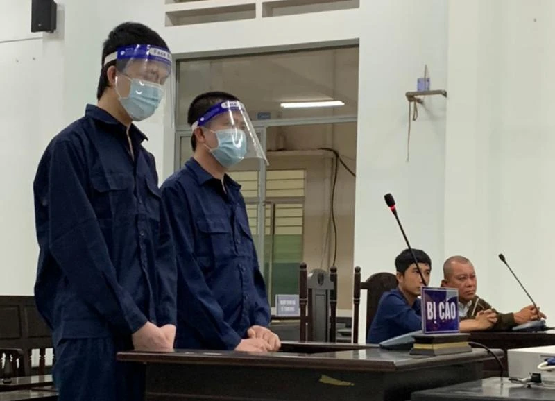 Hai bị cáo cho rằng VKS truy tố tội giết người là quá nặng. Ảnh: HH