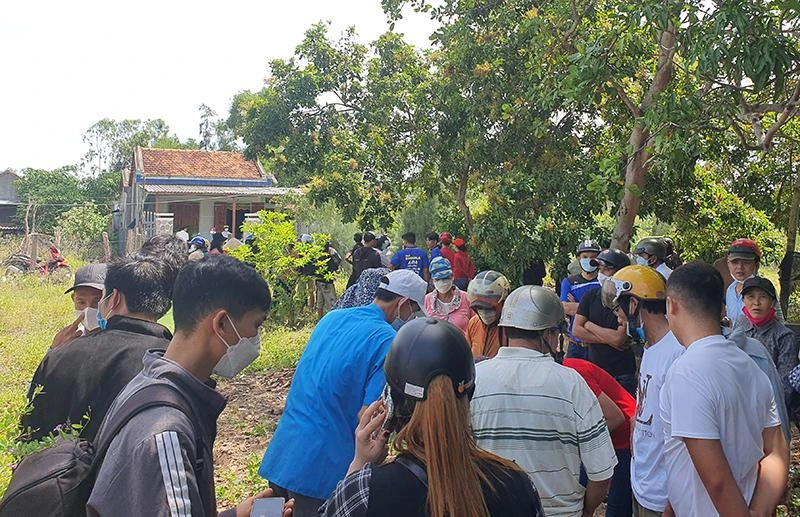 Vụ ba người trong gia đình ở thị xã Đông Hòa chết bất thường gây bàng hoàng cho người dân địa phương. Ảnh: TL