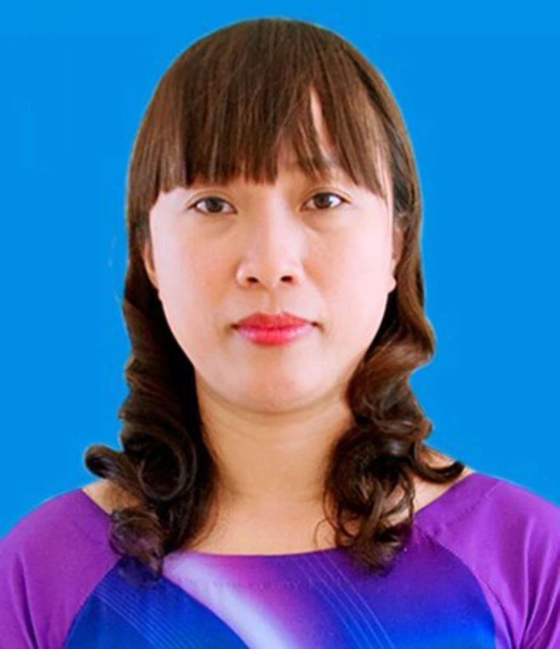 Bà Lê Phạm Thùy Ngân bị cách chức phó chủ tịch UBND huyện Cam Lâm. Ảnh tư liệu