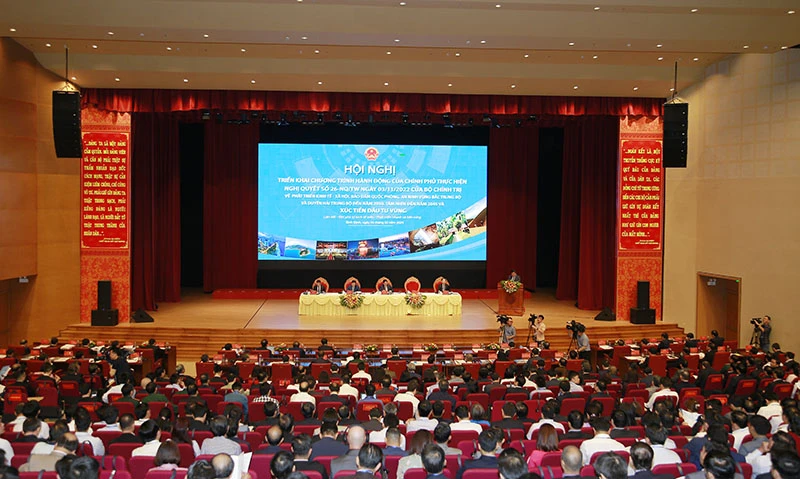 Hội nghị có sự tham dự của hơn 800 đại biểu. Ảnh: TTBC