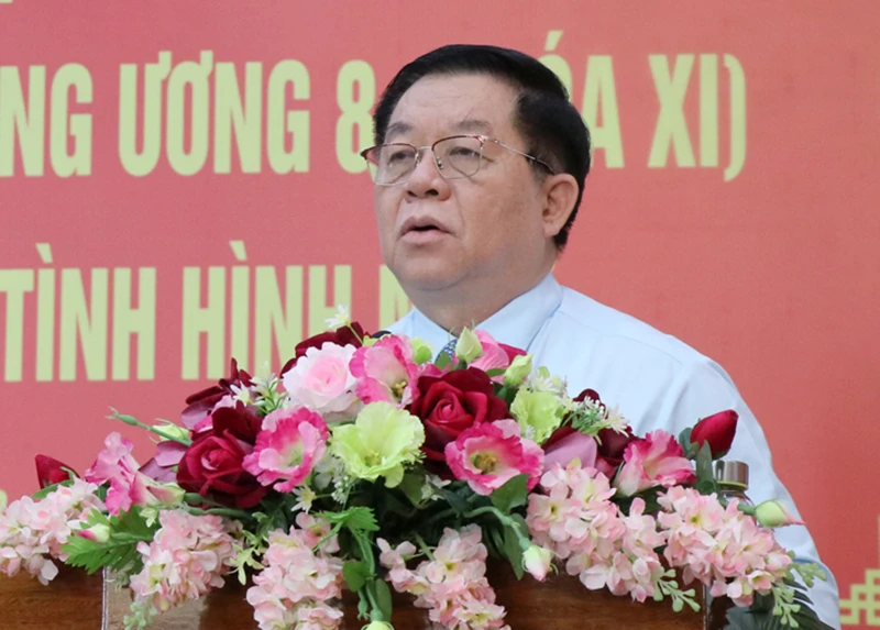 Ông Nguyễn Trọng Nghĩa, Bí thư Trung ương Đảng, Trưởng ban Tuyên giáo Trung ương chỉ đạo tại hội nghị. Ảnh: VŨ XUÂN