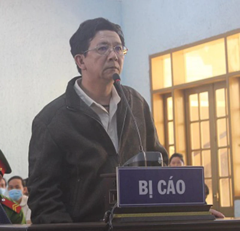 Ông Nguyễn Hồng Lam tại tòa. Ảnh: DV