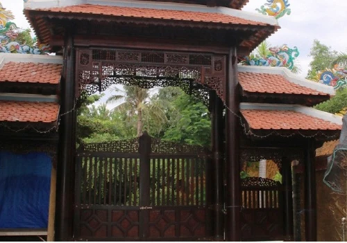 Đoàn kiểm tra thu thập hồ sơ khu đất có 'biệt phủ' ở Đà Nẵng ảnh 1