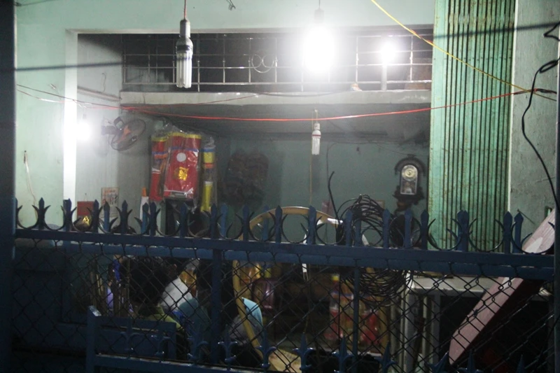 Leo lên nhà chữa cháy, một người tử vong do ngạt ảnh 1