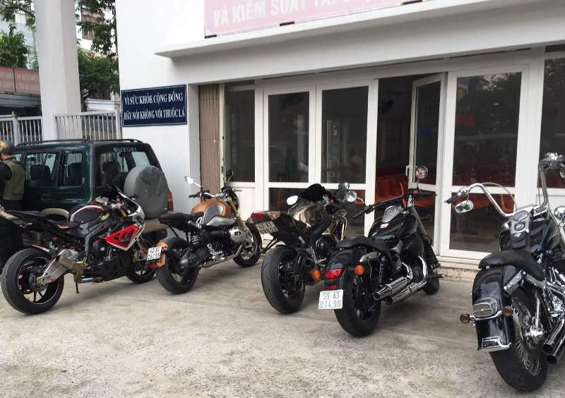 Xử phạt dàn xe mô tô 'khủng' nẹt pô, gây hoảng loạn người đi đường ảnh 2