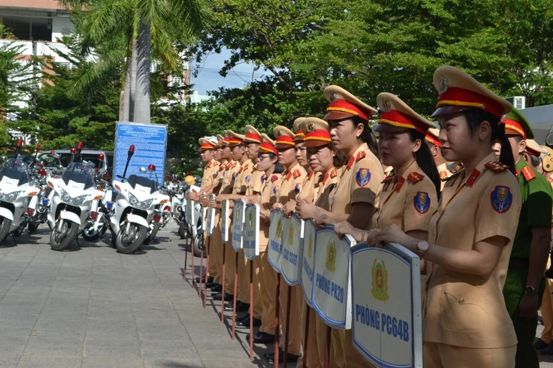 Các lực lượng ra quân xử lý "ma men"
