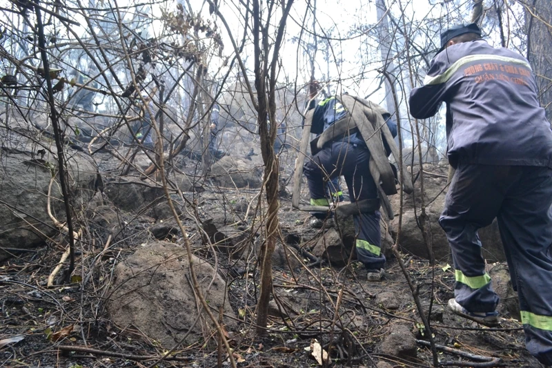 Kéo dây sang một điểm cháy khác