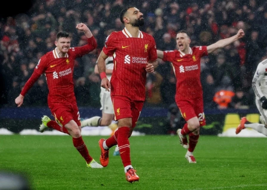 Mohamed Salah ghi bàn nhưng không thể giúp Liverpool giành trọn 3 điểm trên sân nhà Anfield. Ảnh: Getty