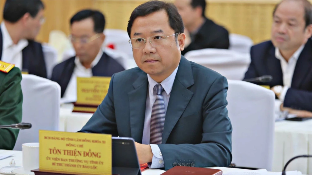 Ông Tôn Thiện Đồng - Bí thư Thành uỷ Bảo Lộc được bổ nhiệm giữ chức Trưởng Ban Tuyên giáo Dân vận Tỉnh uỷ Lâm Đồng khi hai ban này hợp nhất