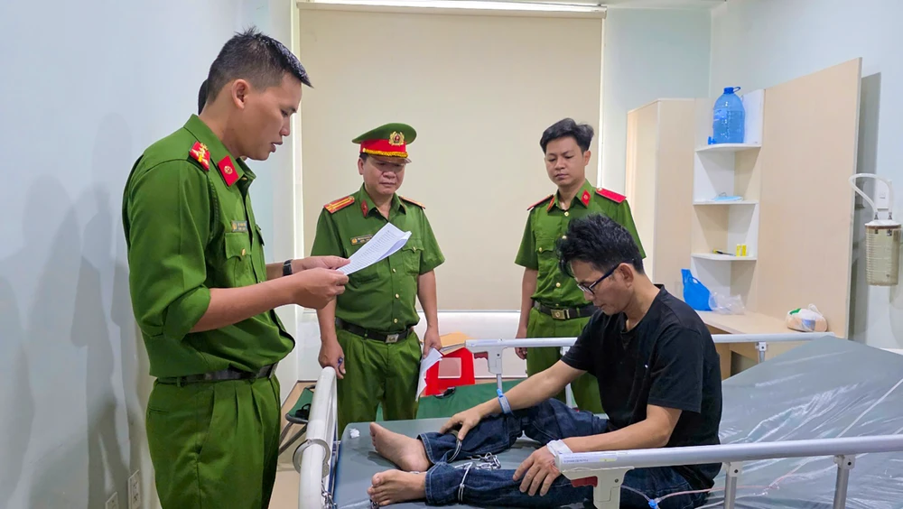 Người đàn ông sát hại vợ vì ghen tức