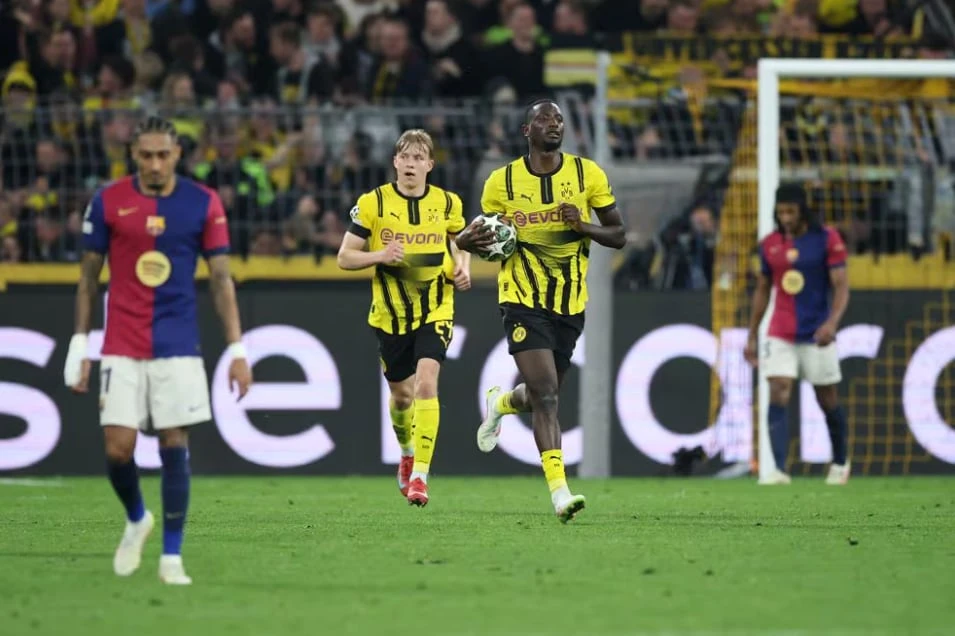 Xác định 2 đội đầu tiên vào bán kết Champions League