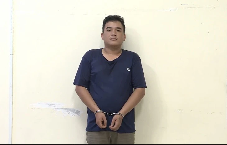 TP.HCM: 2 người đi xe máy bị bắt khẩn cấp vì chống người thi hành công vụ