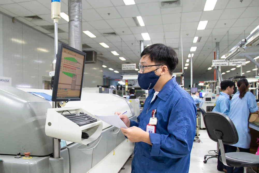 Bản chất của điều kiện kinh doanh là đặt ra yêu cầu, tiêu chuẩn tối thiểu để đảm bảo an toàn cho quá trình sản xuất kinh doanh, cho sản phẩm, dịch vụ. Ảnh: QH