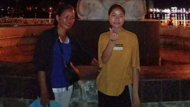 Sau hơn ba tháng tìm kiếm khắp nơi từ TP.HCM đến các tỉnh lân cận, chị Nguyễn Thị Hương đã tìm được người mẹ mất liên lạc đang ở trong một trung tâm bảo trợ xã hội tại Bình Phước.