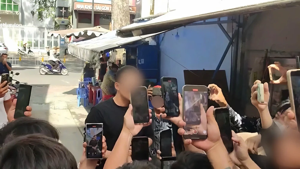 Từ vụ ồn ào tại lễ tang NSƯT Ngọc Trinh: Khoảng trống pháp lý và đạo đức