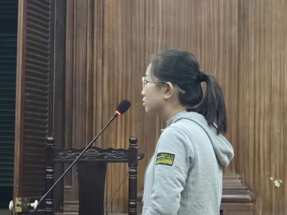 Nữ chủ tiệm spa lãnh 17 năm tù vì lừa hơn 2,1 tỉ đồng tiền chạy án