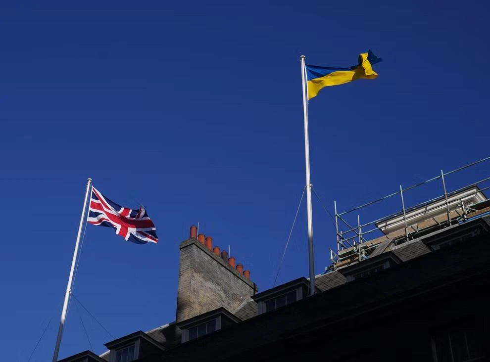 Tân thủ tướng Anh điện đàm với Tổng thống Zelensky, cam kết ủng hộ Ukraine “kiên định”. Ảnh: AP