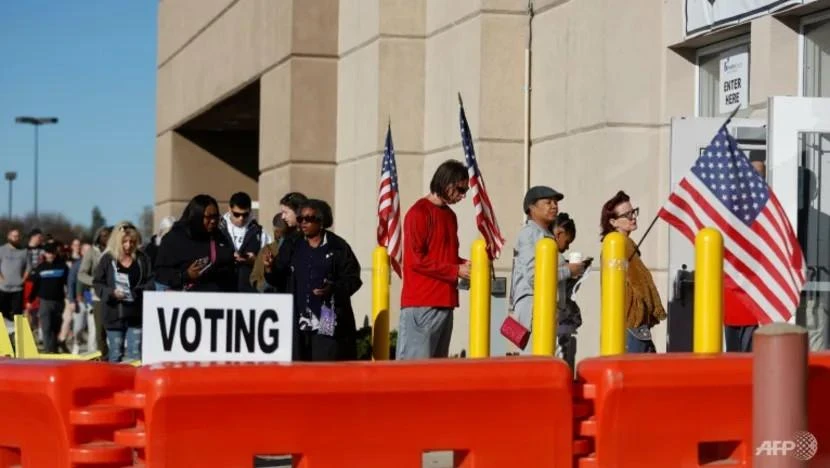 Người dân Mỹ đi bầu cử giữa kỳ. Ảnh: AFP