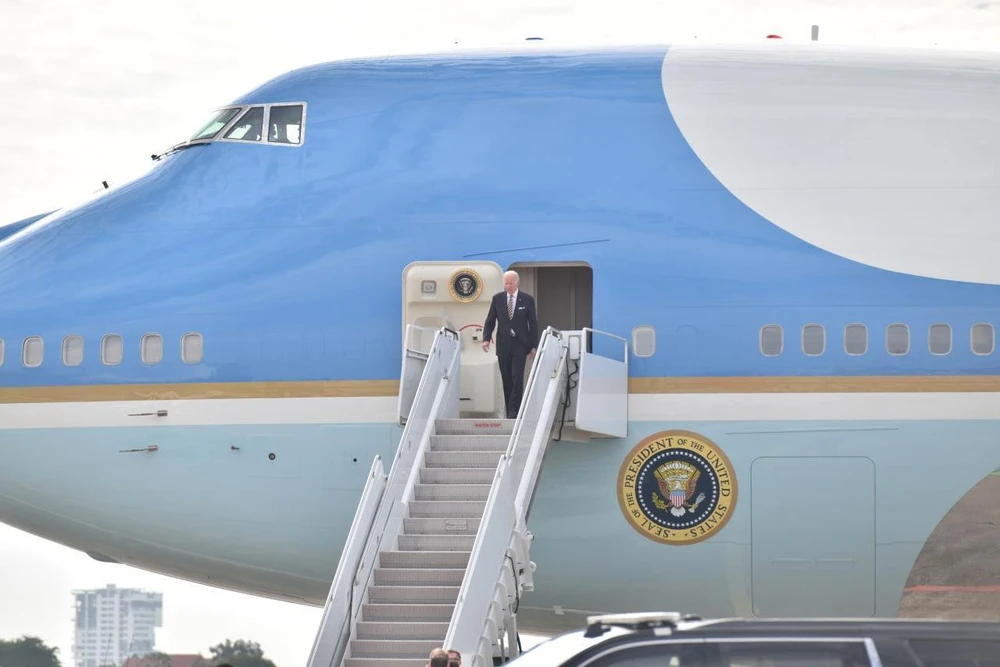 Tổng thống Mỹ Joe Biden có mặt tại Campuchia vào sáng 12-11. Ảnh: KHMERTIMES