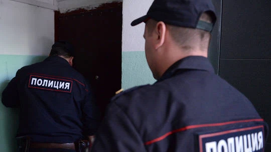 Cảnh sát đang tiến hành thẩm vấn những người có liên quan để làm rõ vụ việc. Ảnh: SPUTNIK