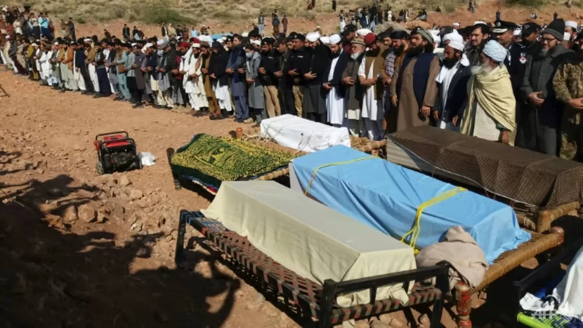 Số nạn nhân thiệt mạng trong vụ tai nạn lật thuyền đã lên đến 51 người. Ảnh: AFP