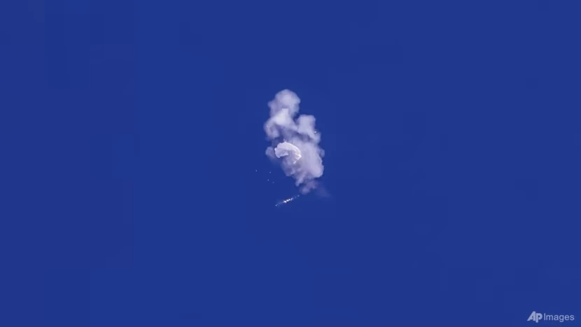 Khí cầu bị bắn rơi phía trên bầu trời Đại Tây Dương, ngoài khơi bờ biển South Carolina. Ảnh: AP