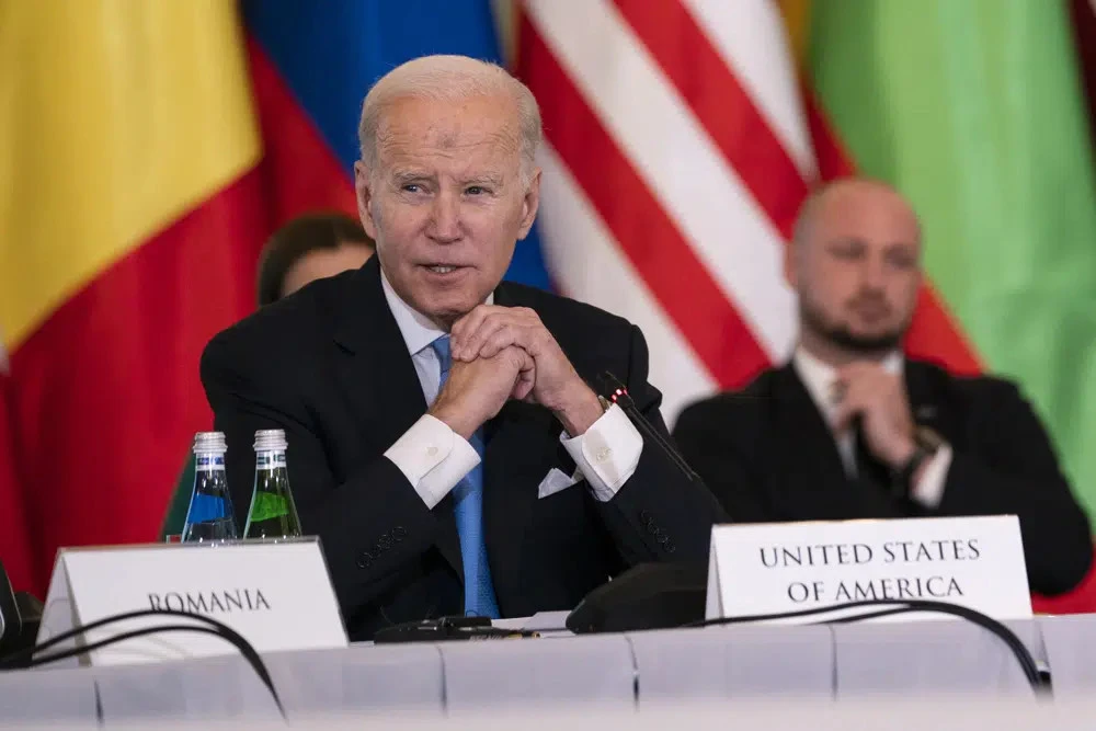 Tổng thống Mỹ Joe Biden tại cuộc gặp với các nhà lãnh đạo Nhóm Bucharest 9 tại thủ đô Warsaw (Ba Lan). Ảnh: AP