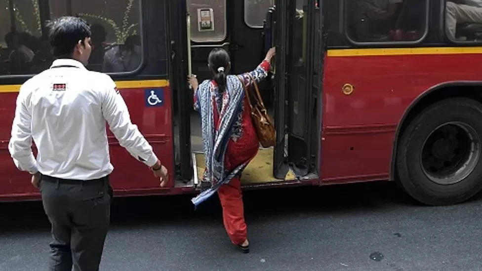 Nhiều phụ nữ Ấn Độ bị quấy rối khi sử dụng phương tiện công cộng. Ảnh: GETTY IMAGES Nhiều phụ nữ Ấn Độ bị quấy rối khi sử dụng phương tiện công cộng. Ảnh: GETTY IMAGES