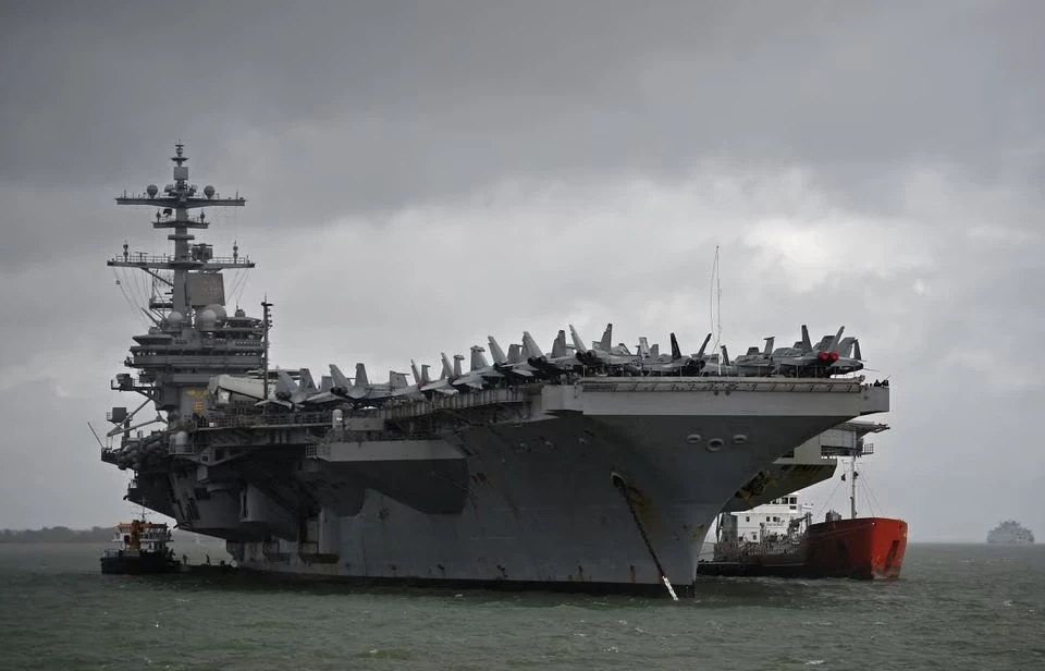 Tàu sân bay USS George H.W. Bush của quân đội Mỹ. Ảnh: REUTERS