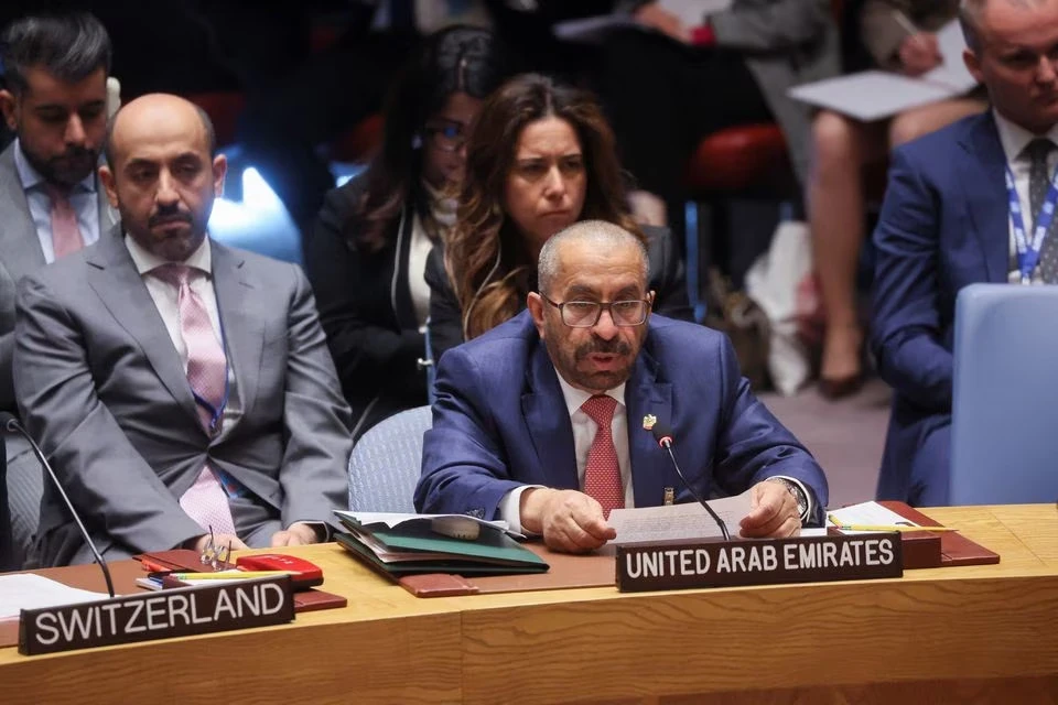 Bộ trưởng Ngoại giao Các Tiểu vương quốc Ả Rập Thống nhất Khalifa Shaheen Al Marar tham dự cuộc họp của HĐBA LHQ tại TP New York (Mỹ) ngày 24-4. Ảnh: REUTERS