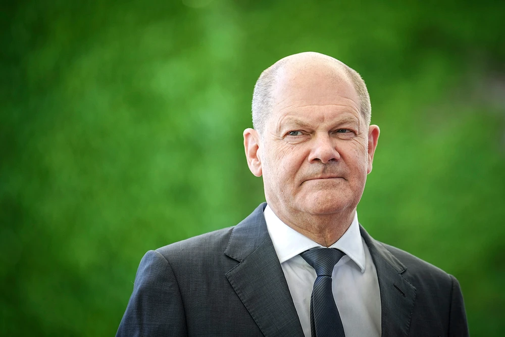 Thủ tướng Đức Olaf Scholz tham dự một cuộc họp ở thủ đô Berlin (Đức) ngày 9-6. Ảnh: AP