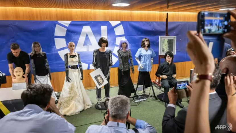 Một số robot "dự" Hội nghị thượng đỉnh toàn cầu về trí tuệ nhân tạo của Liên Hợp Quốc tại Geneva (Thụy Sĩ) ngày 7-7. Ảnh: AFP