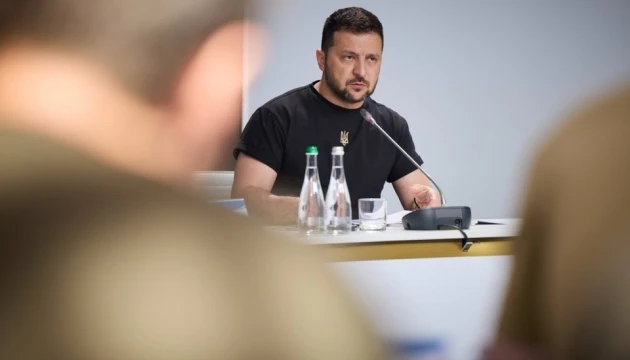 Tổng thống Ukraine Volodymyr Zelensky tham gia cuộc họp tại TP Prykarpattia, tỉnh Ivano-Frankivsk (Ukraine) ngày 30-7 . Ảnh: UKRINFORM