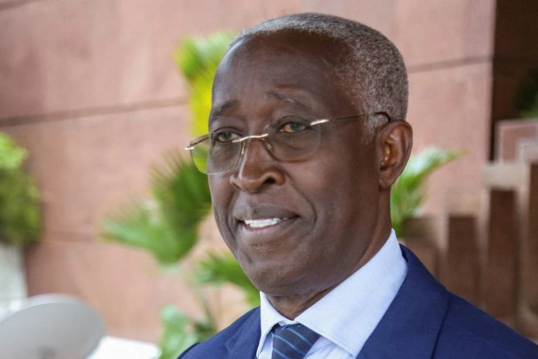 Cựu Thủ tướng Gabon - ông Raymond Ndong Sima vừa được chính quyền quân đội bổ nhiệm là thủ tướng lâm thời. Ảnh: REUTERS