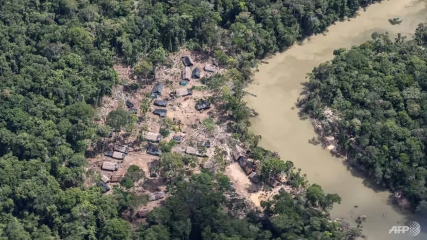 Các mỏ khai thác vàng tại khu bảo tồn thiên nhiên Yapacana (Venezuela). Ảnh: AFP
