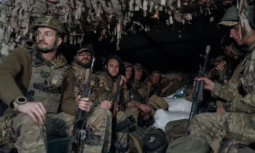 Nóng Nga-Ukraine 2-10