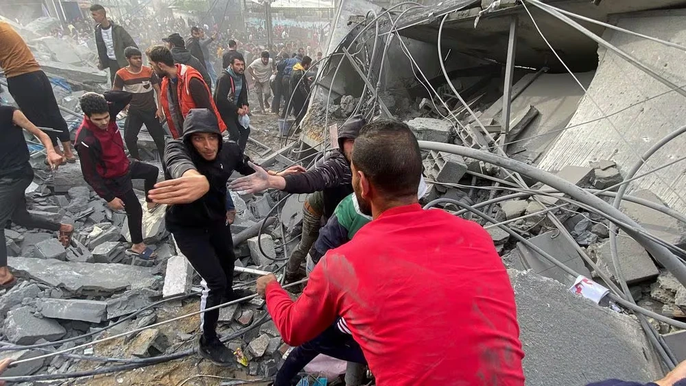 Xung đột Israel-Hamas 22-12