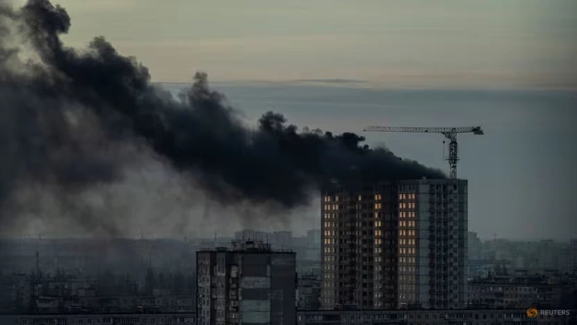 HĐBA họp khẩn sau vụ hàng trăm tên lửa, UAV Nga nã vào Ukraine