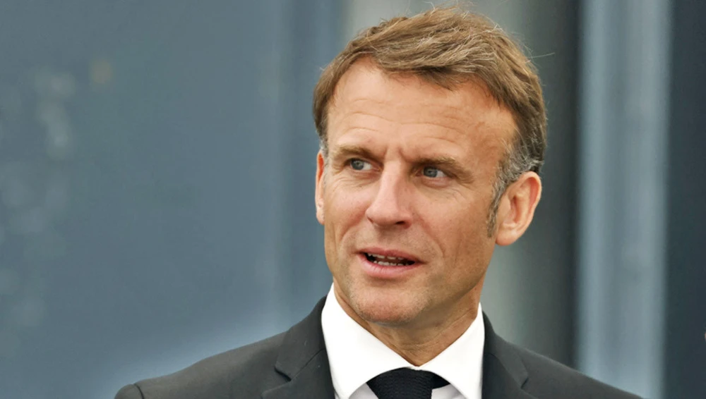 Tổng thống Macron nói về tin đồn từ chức