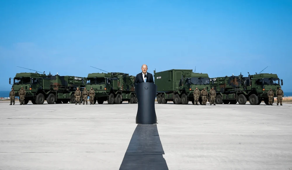 Hệ thống phòng không IRIS-T-1.png